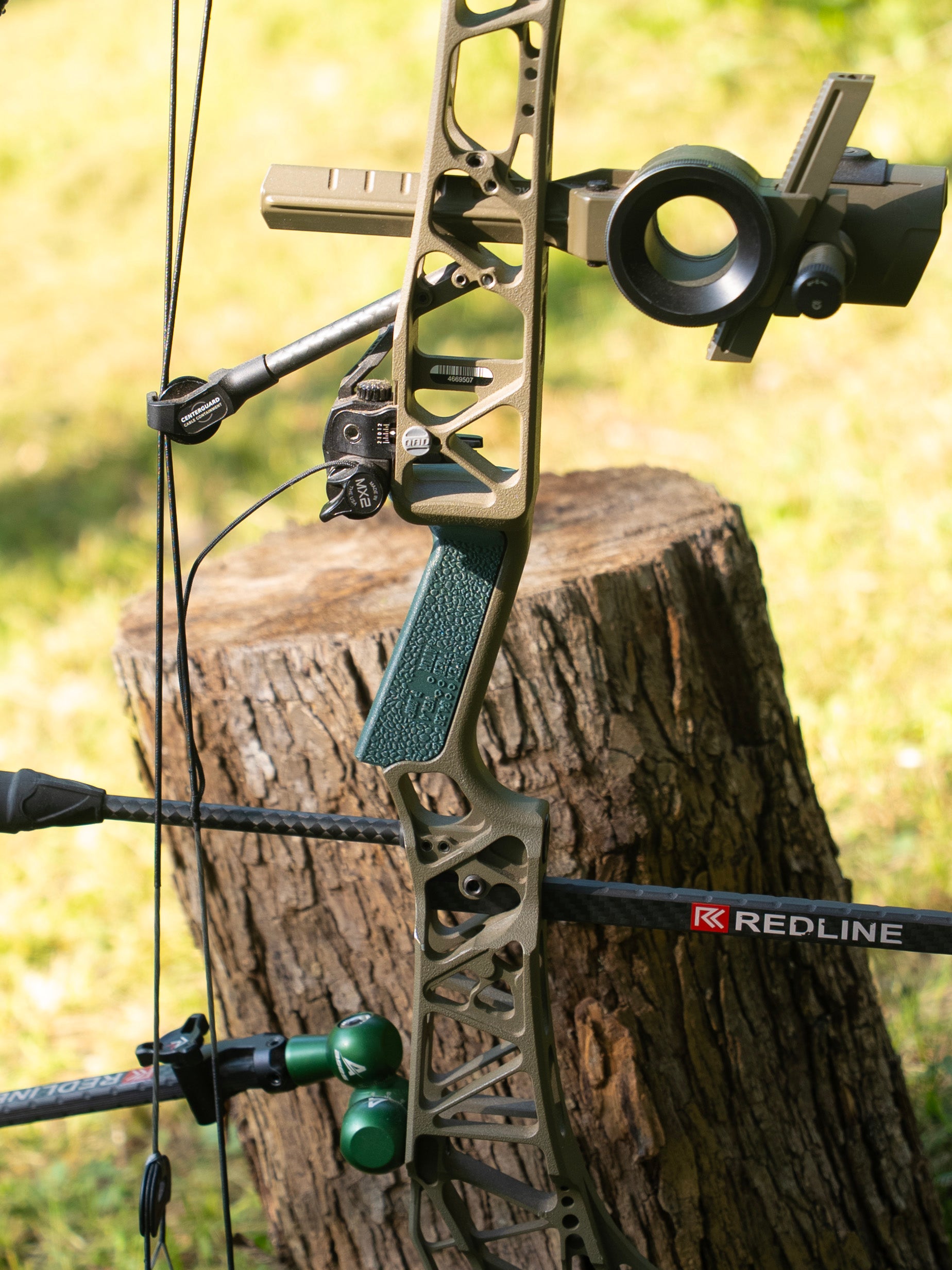 VOID (T.K.) Mathews Bow Grip (ESSENTIAL Grip Pattern)